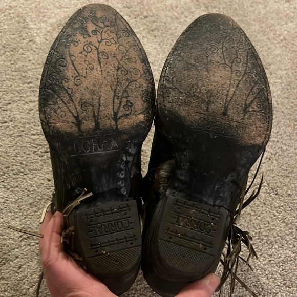 Stylish Black and Silver Women's Boots - Picture 8 of 9